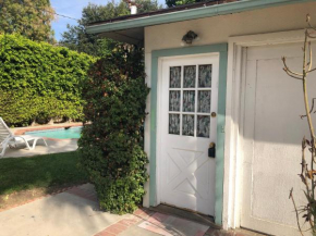 Гостиница Lovely One Bedroom with a Pool  San Fernando Valley